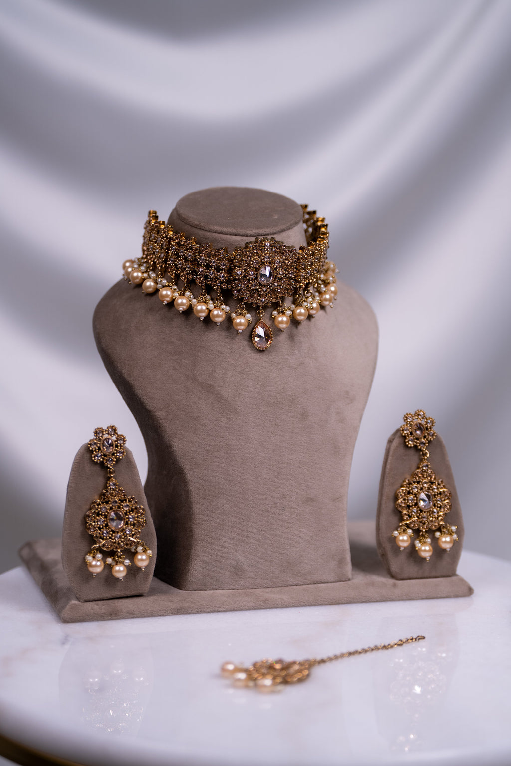 Afreen Necklace Set