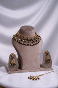 Avni Necklace Set