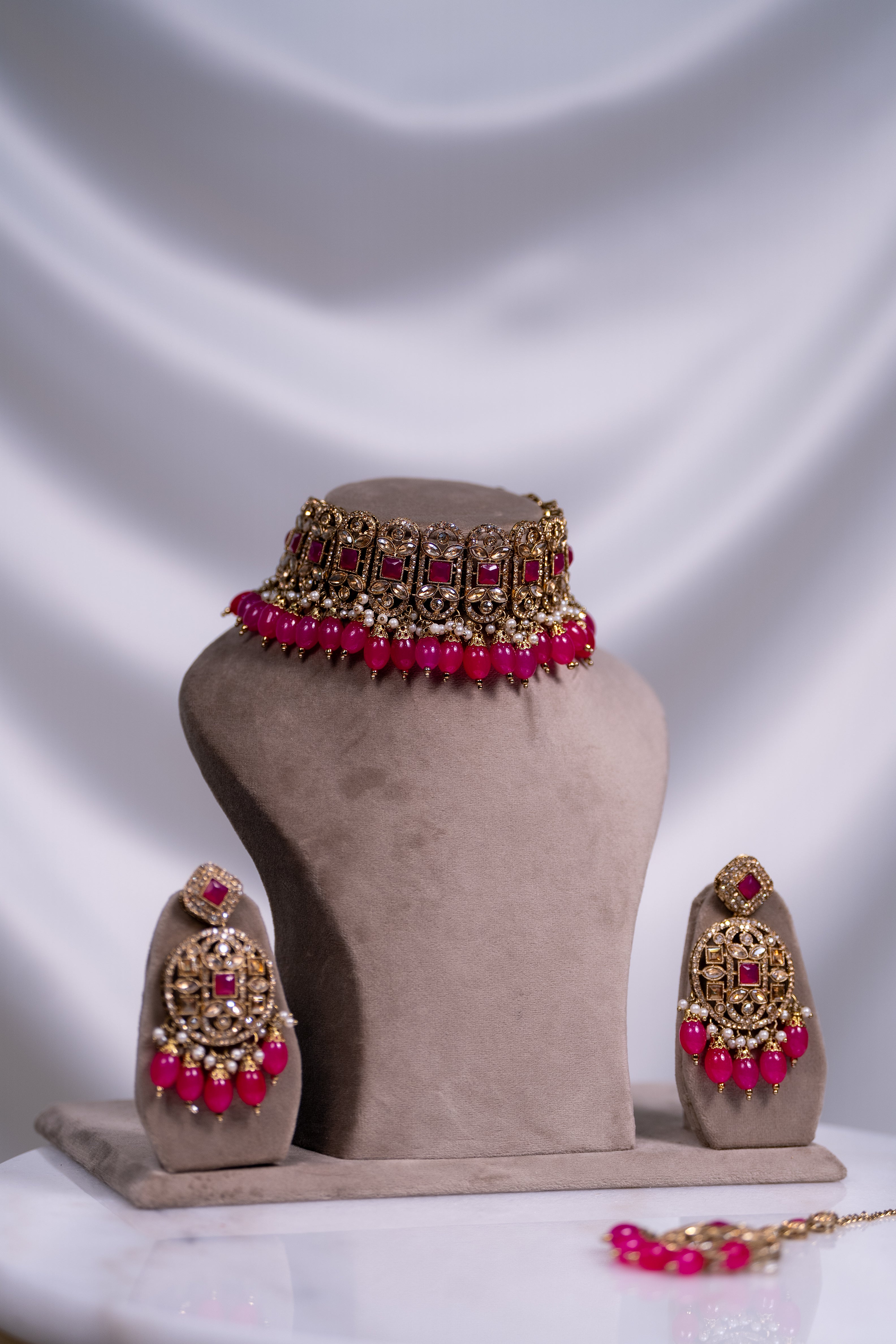 Serene Necklace Set