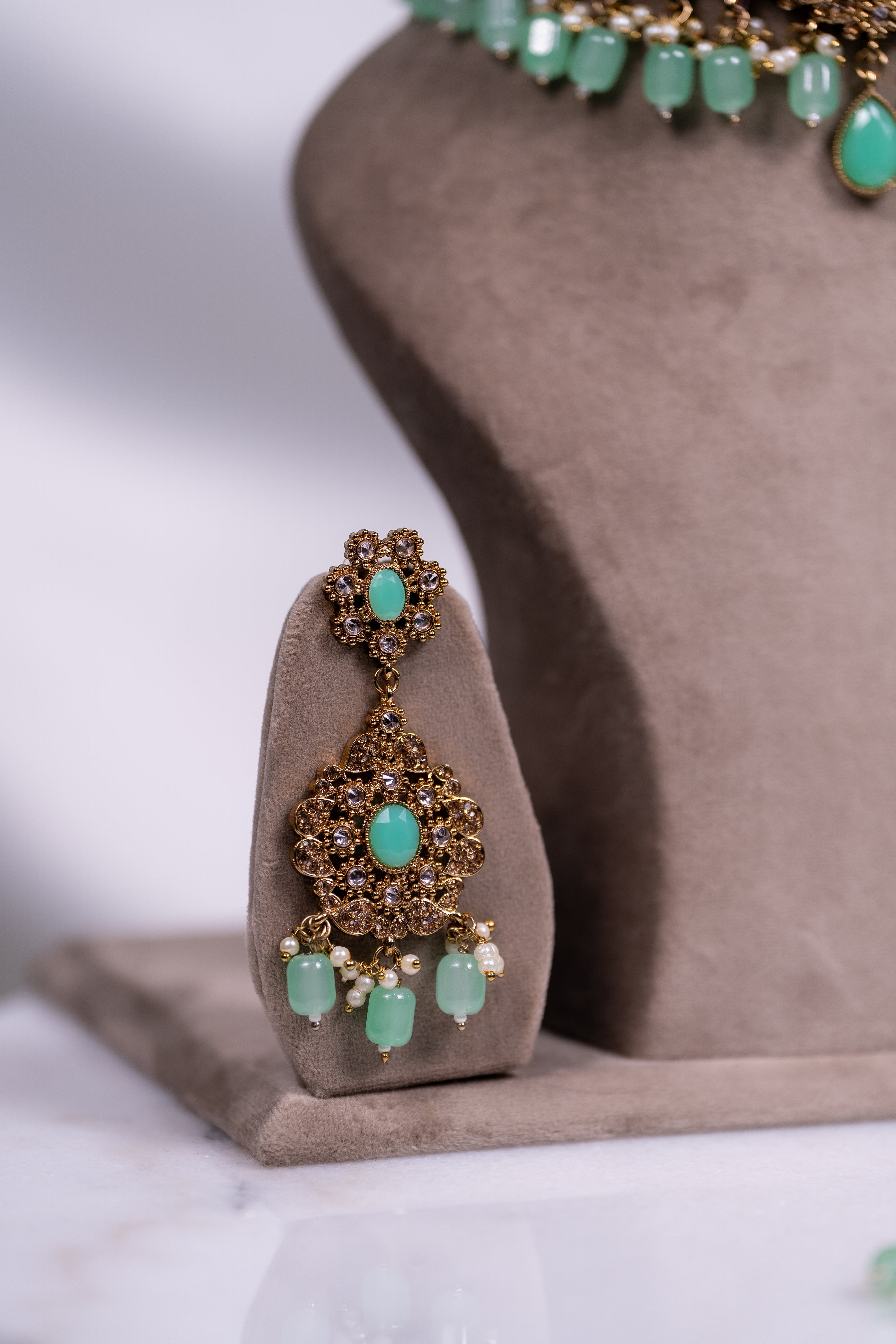Afreen Necklace Set
