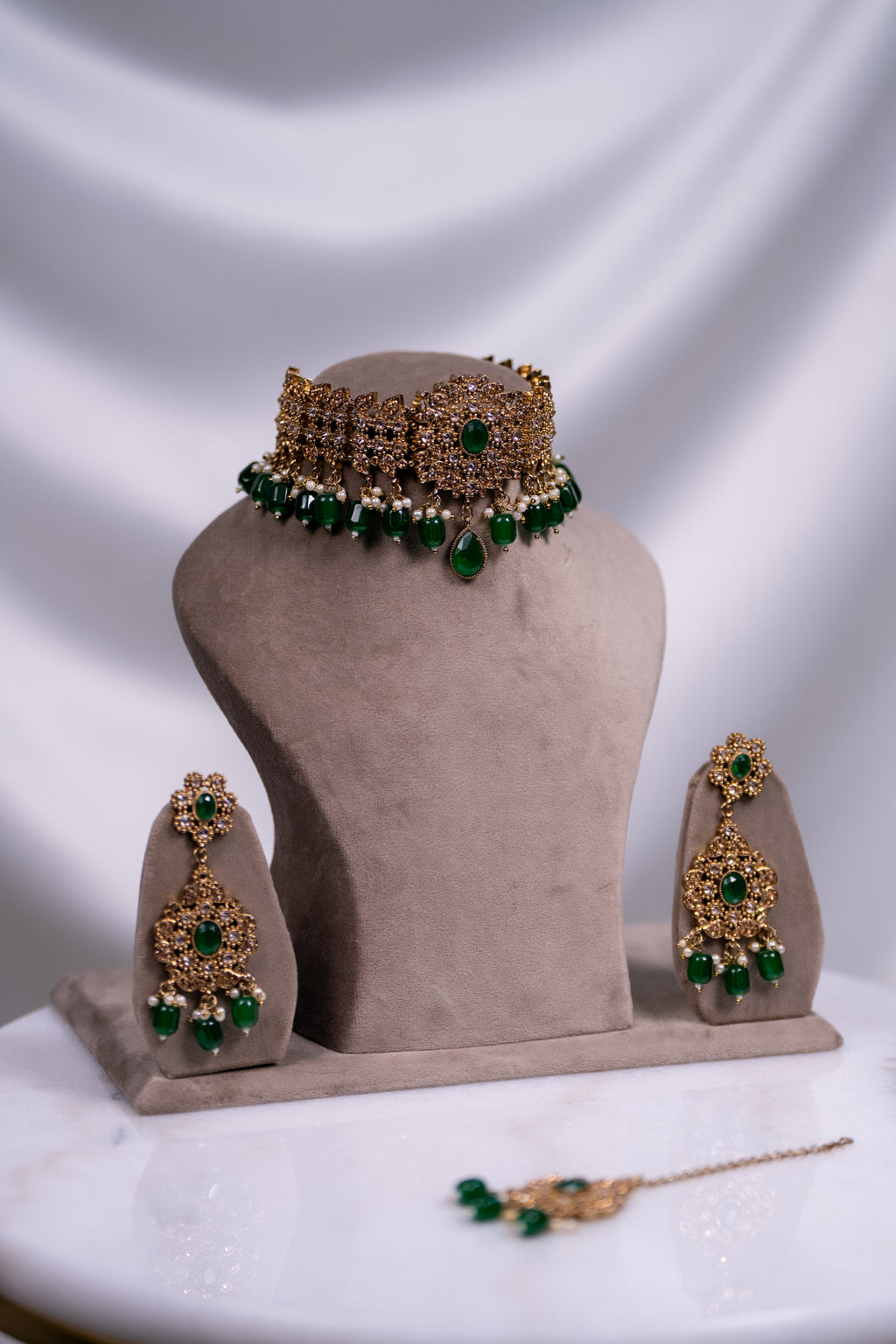 Afreen Necklace Set