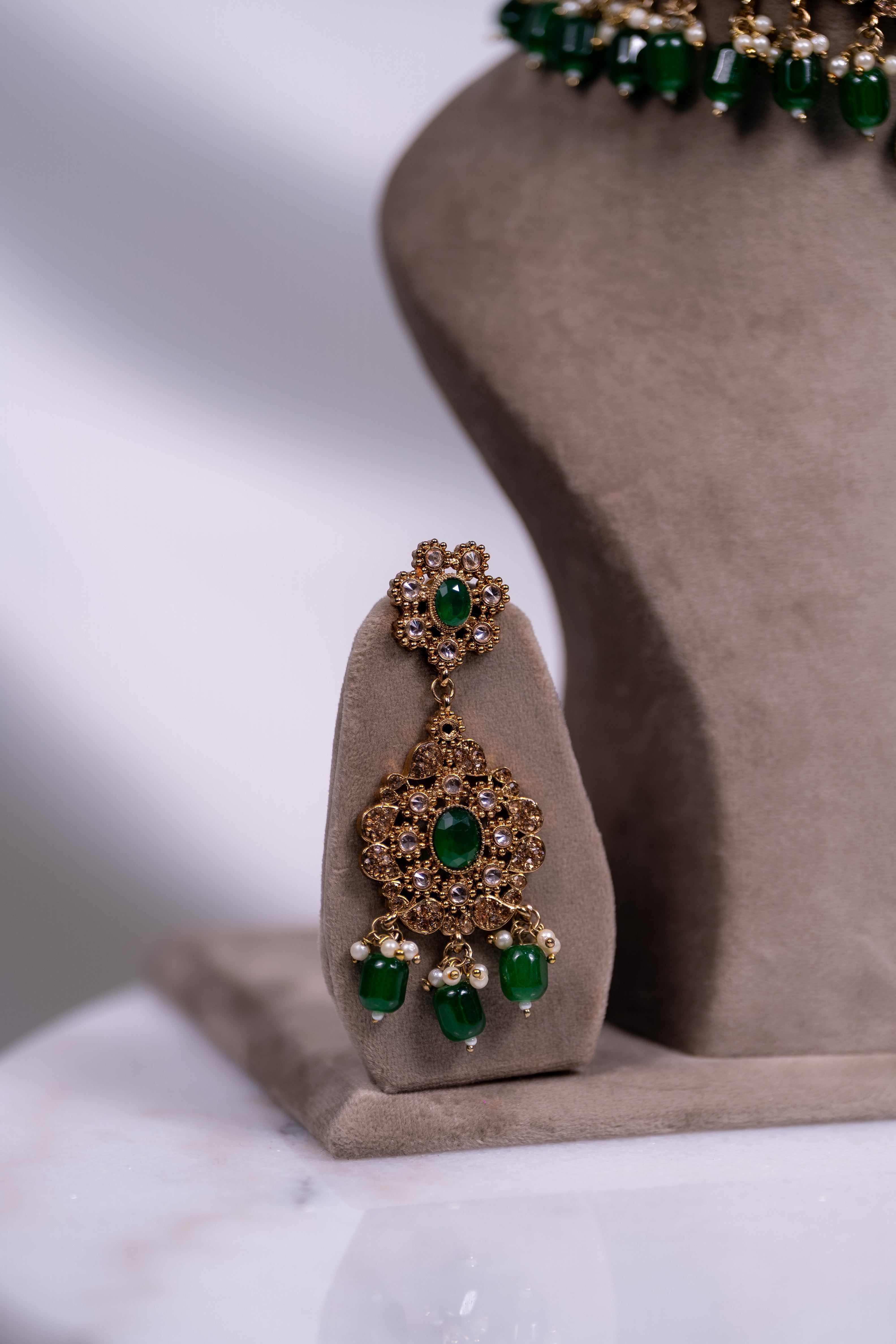 Afreen Necklace Set