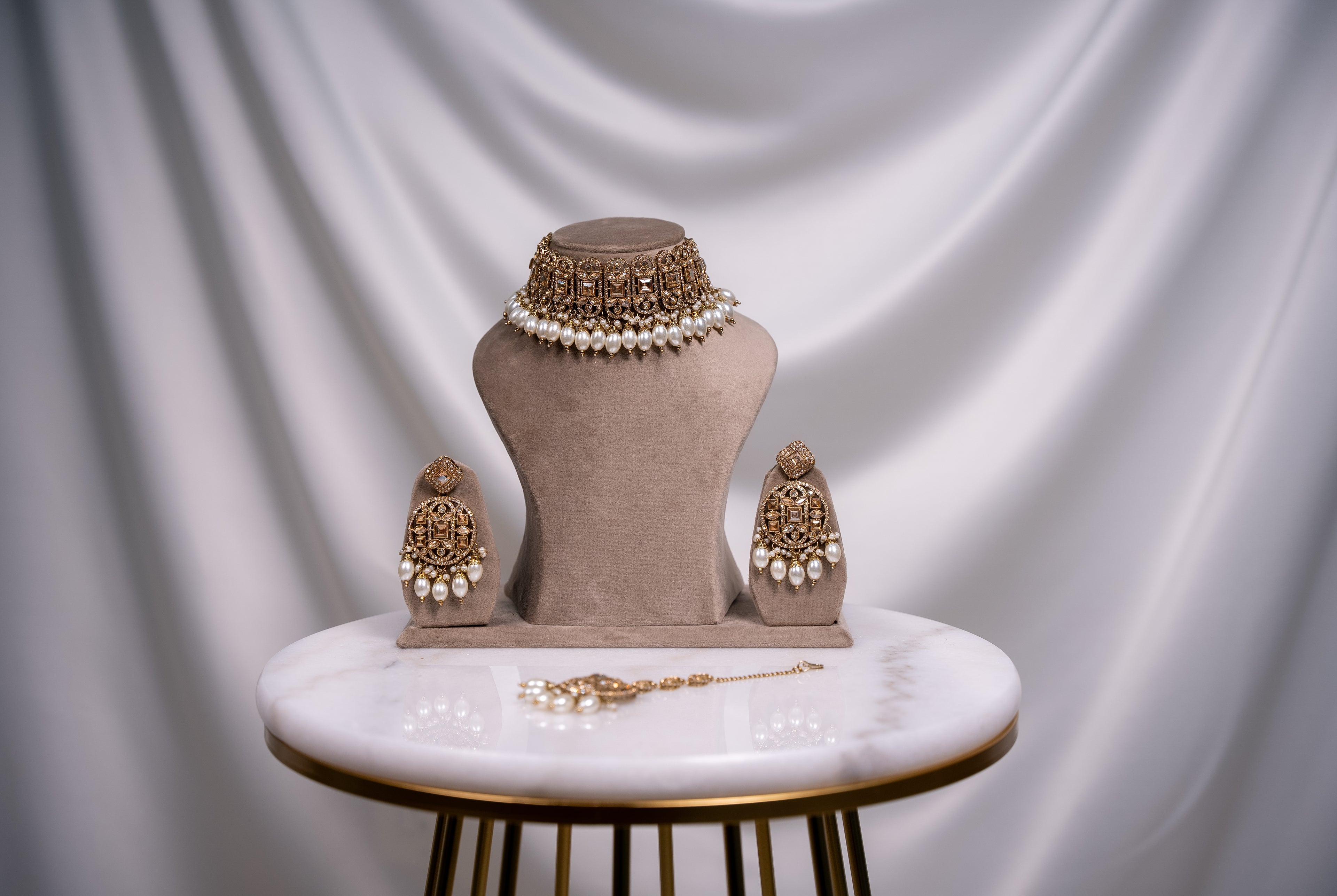 Serene Necklace Set