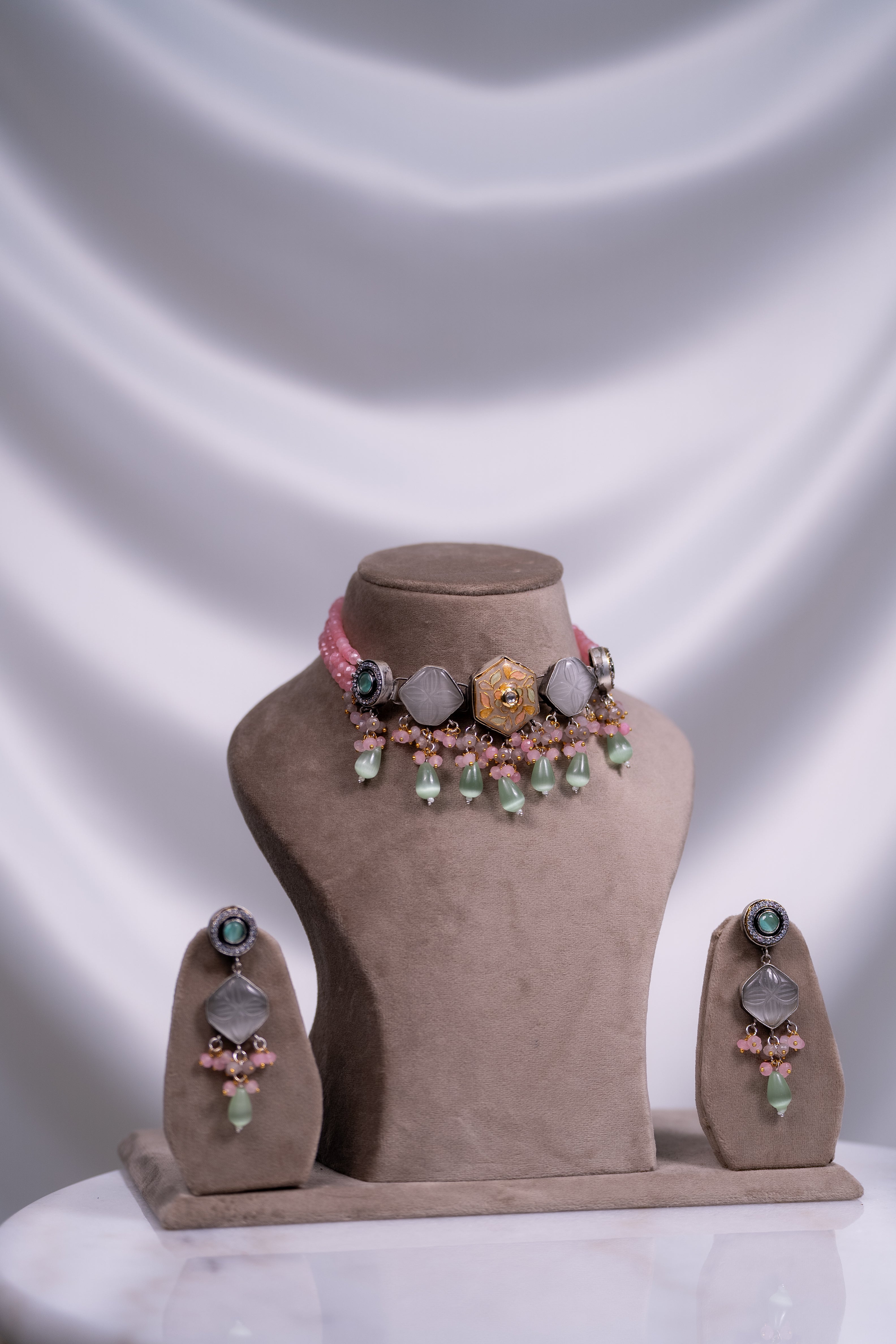 Gulzaar Necklace Set